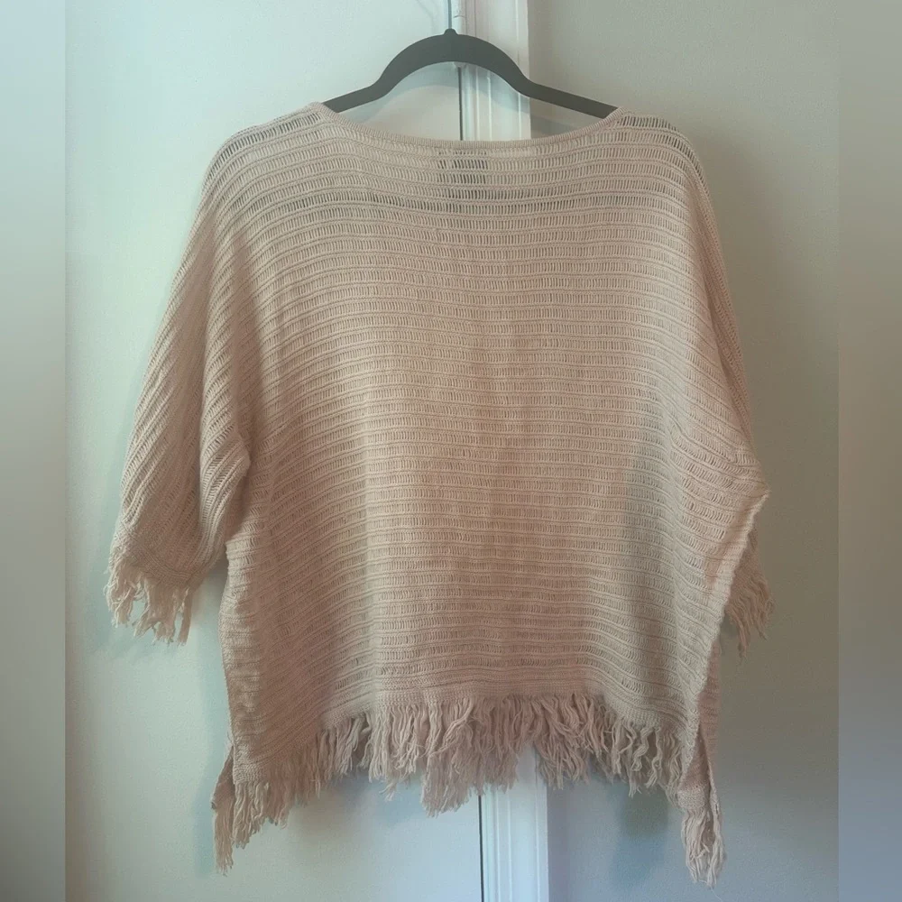 Anthropologie Akemi+Kin Fringe Sweater in Blush Pink 🩷 Size XS - Picture 5 of 9